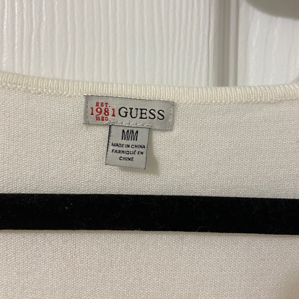 Guess Pullover Sweater with Chiffon Trim size Medium - Picture 7 of 10